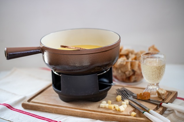 Sådan får du mest ud af dit fonduesæt fra Staub